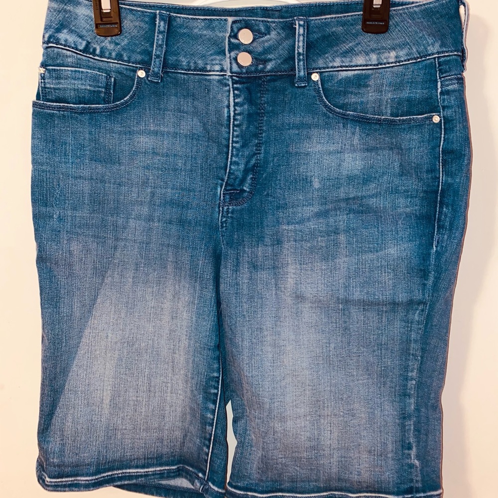 Capri jeans